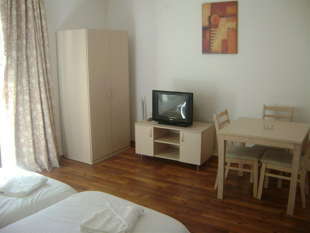 Gondola Apartments & Suites Bansko Ngoại thất bức ảnh