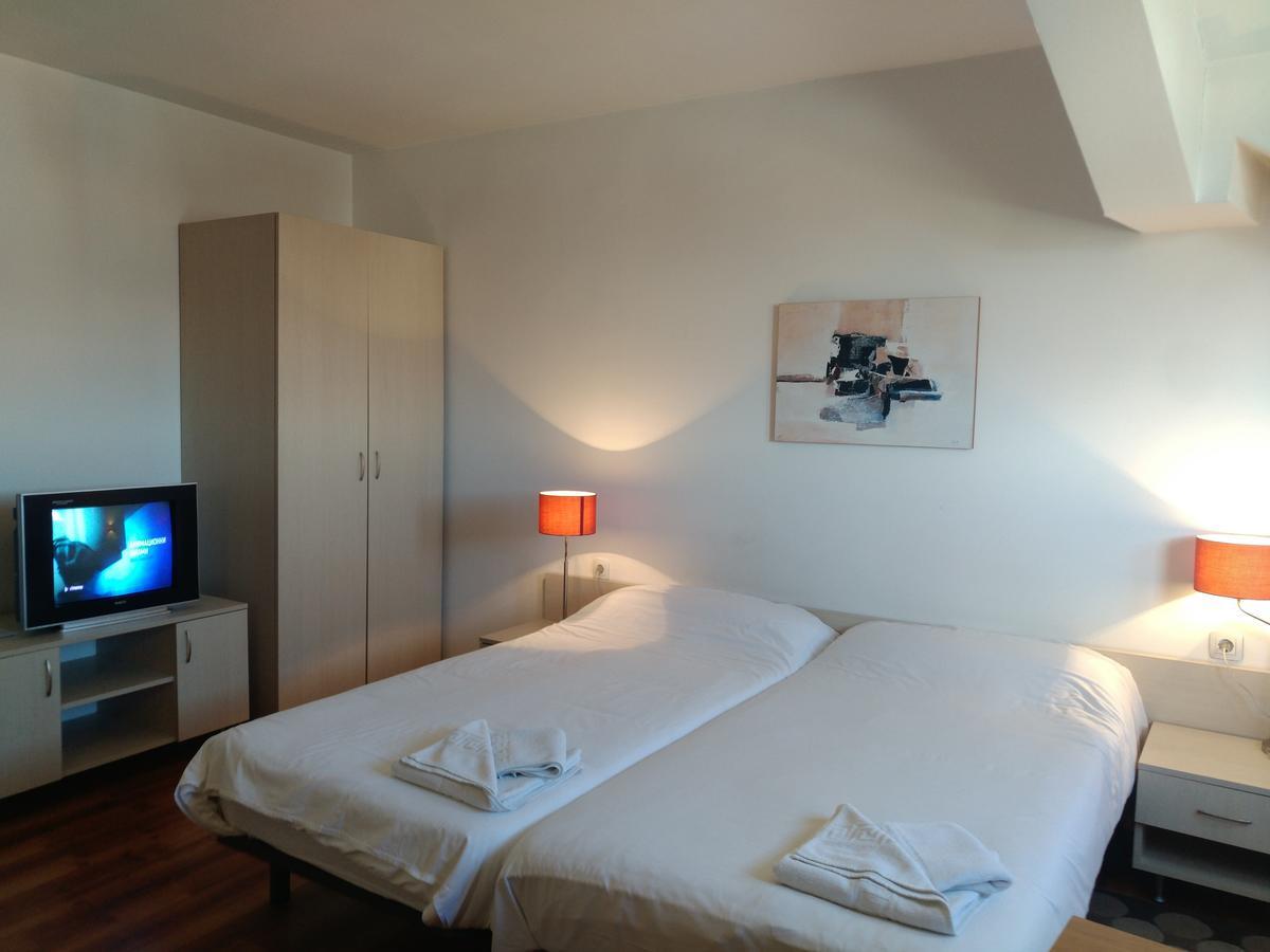 Gondola Apartments & Suites Bansko Ngoại thất bức ảnh
