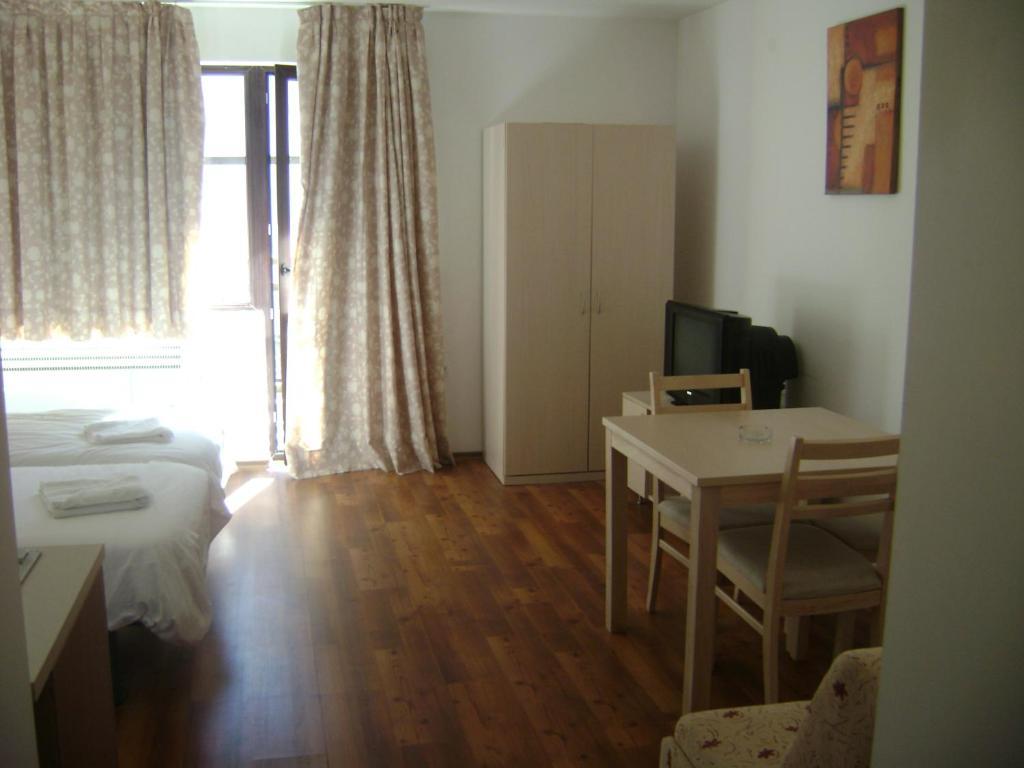 Gondola Apartments & Suites Bansko Phòng bức ảnh