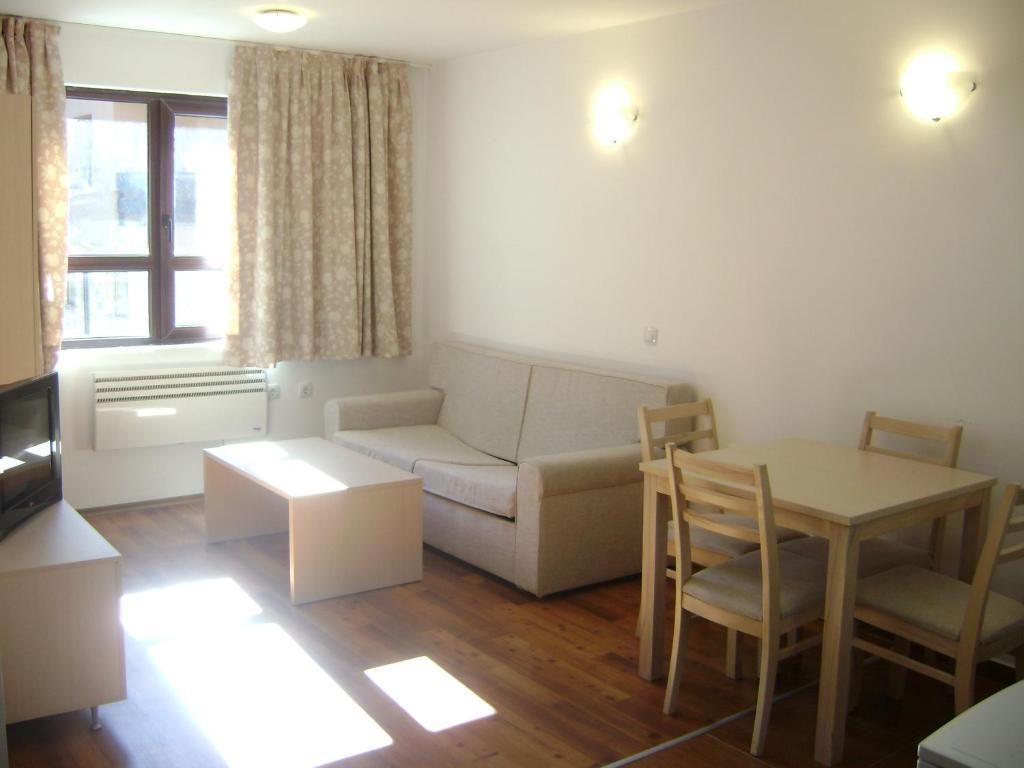 Gondola Apartments & Suites Bansko Phòng bức ảnh