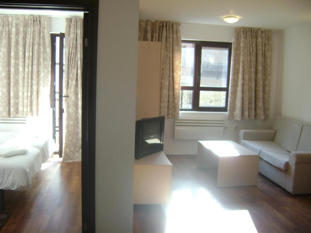 Gondola Apartments & Suites Bansko Phòng bức ảnh