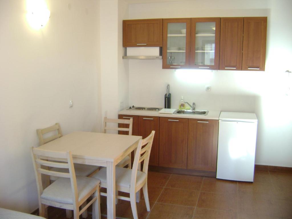 Gondola Apartments & Suites Bansko Phòng bức ảnh